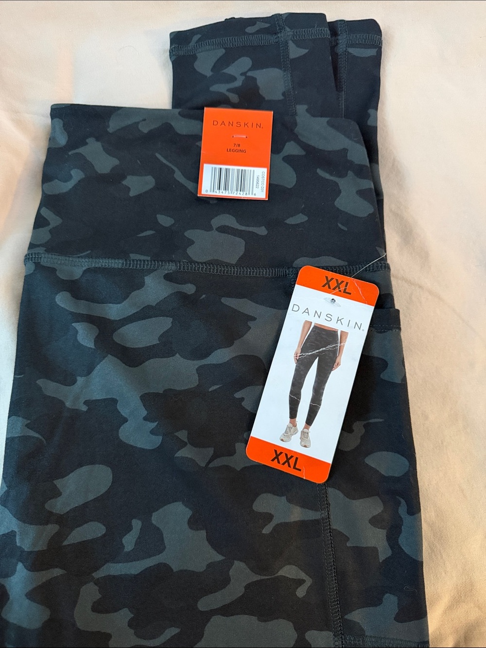 Danskin High-Waisted Black Camo Leggings XXL NWT